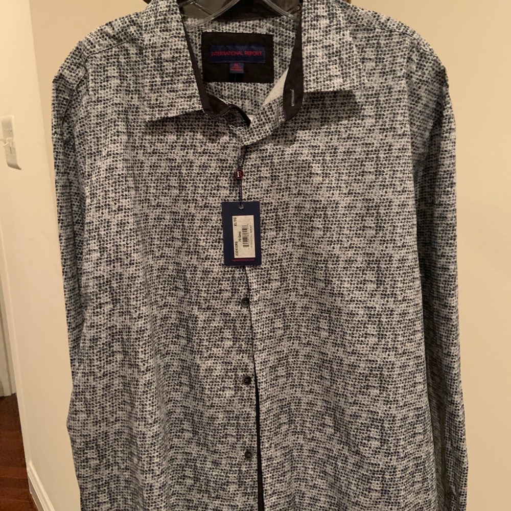 New XL Men’s Shirt